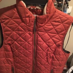 Women’s puffer vest - burnt orange